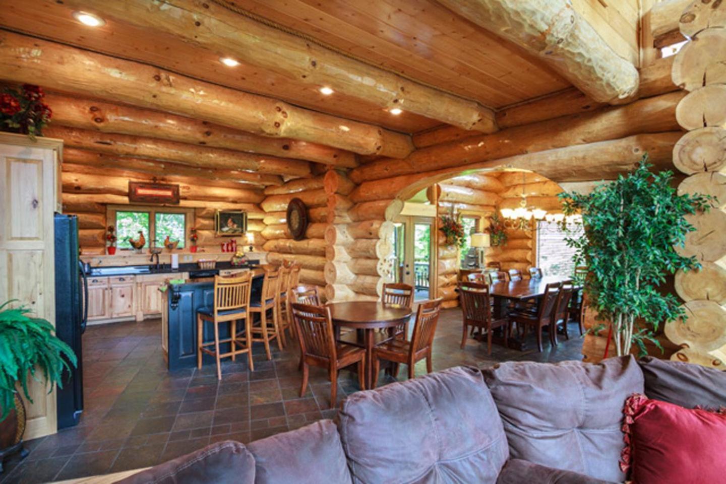 Big Bear Ridge Lodge - Breathtaking Mountain Views And Private Forest Scenes In Amazing Large Log Cabin Gatlinburg Ngoại thất bức ảnh